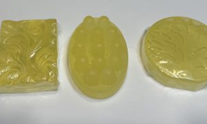 Honeysuckle Glycerin soap 3.5 oz